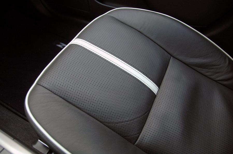  Lincoln MKZ 2010 года  (фото 56 из 211)